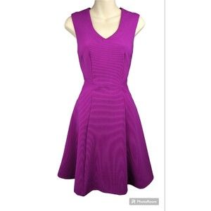 Nanette Lepore Purple Textured Ponte Dress V-neck Jewel Tone Fuschia Bright M 8